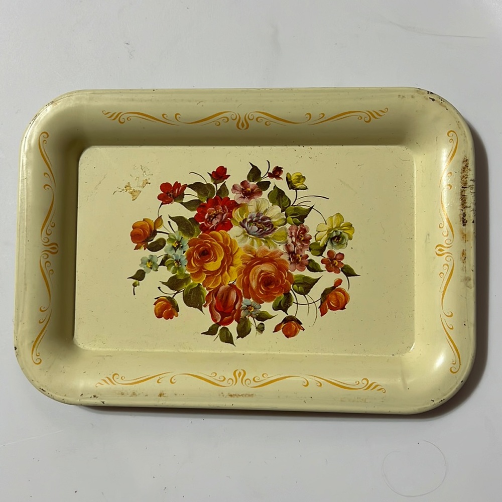 Small tin platter vintage